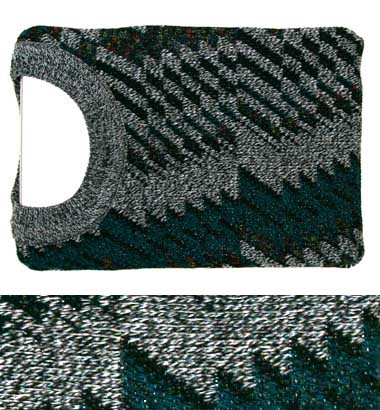 Illustration for article titled Fugly Sweaters for Your Laptop